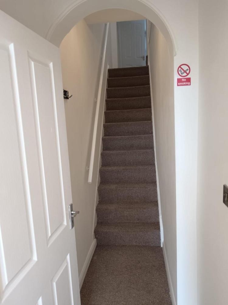 Welcome To This Flat كيترينج المظهر الخارجي الصورة